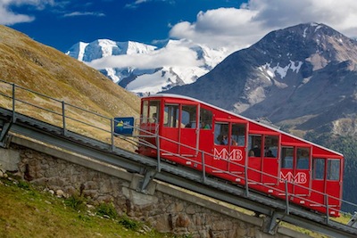 L’orario estivo della funicolare Muottas Muragl di SAMEDAN