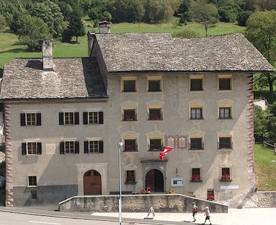 Val Bregaglia: donazione al museo Cisa Granda di Stampa