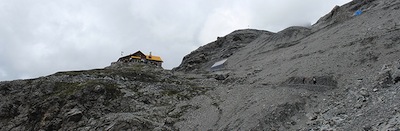 Cammini nel PARCO NAZIONALE dello STELVIO e tocchi il cielo!