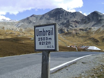 PASSO STELVIO aperto su DUE versanti