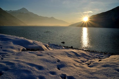 La VALCHIAVENNA e la magia cromatica al Lago di Mezzola