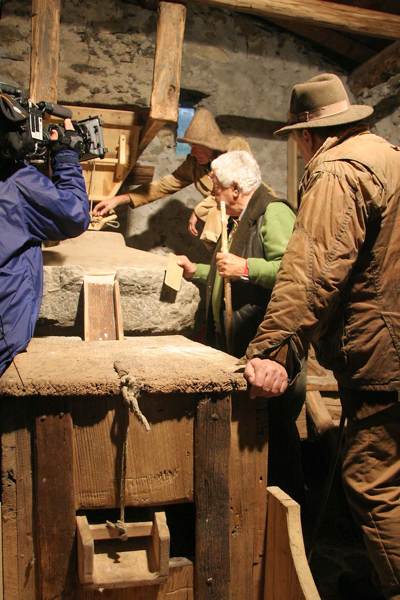 TWO GREEDY ITALIANS: Valtellina e Valchiavenna sulla BBC2