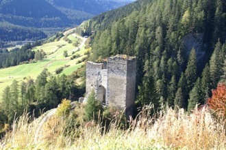 Conservazione rovine della fortezza Tschanff a Ramosch