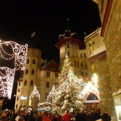 IL NATALE A ST.MORITZ, GLAMOUR E BENEFICENZA 