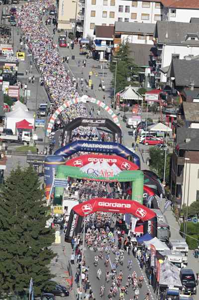 Granfondo Giordana: i pedali sfidano le salite valtellinesi