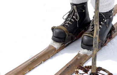 A Bormio con ai piedi gli sci d’epoca