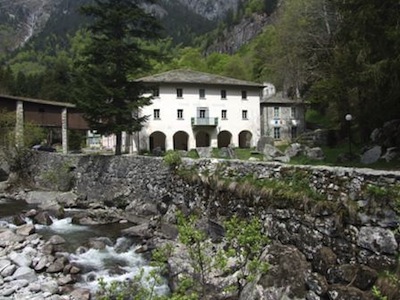 La preziosa ACQUA della VALMASINO