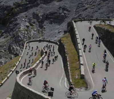 Emozionante PASSO dello STELVIO