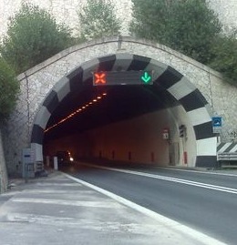 SS36: riaperta la GALLERIA MONTE PIAZZO